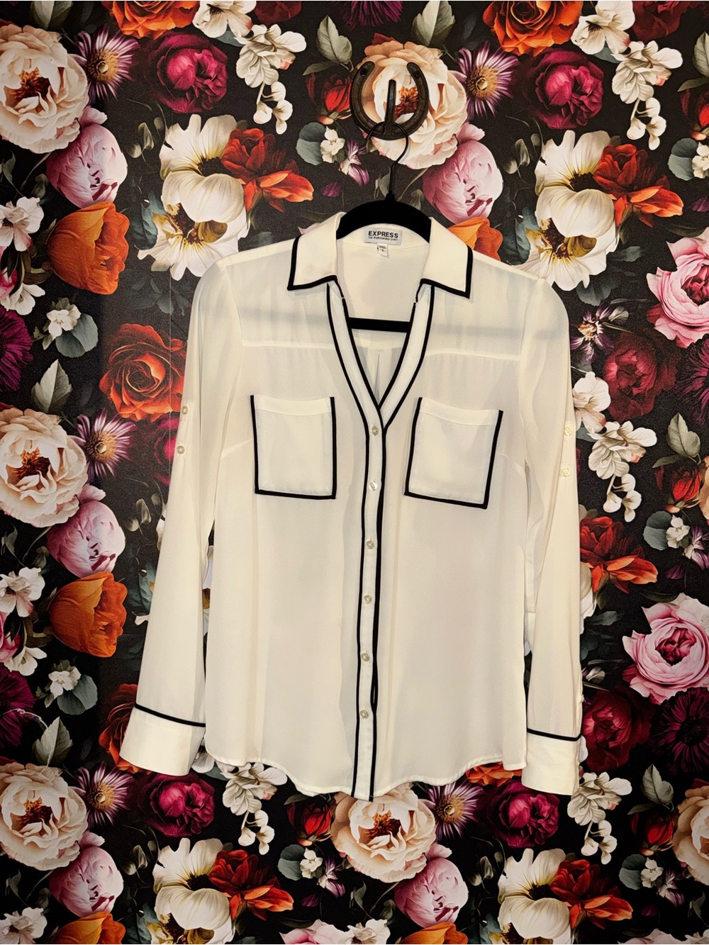 Express Portofino Button-Down Ivory Long Sleeve with Black Piping, Small
